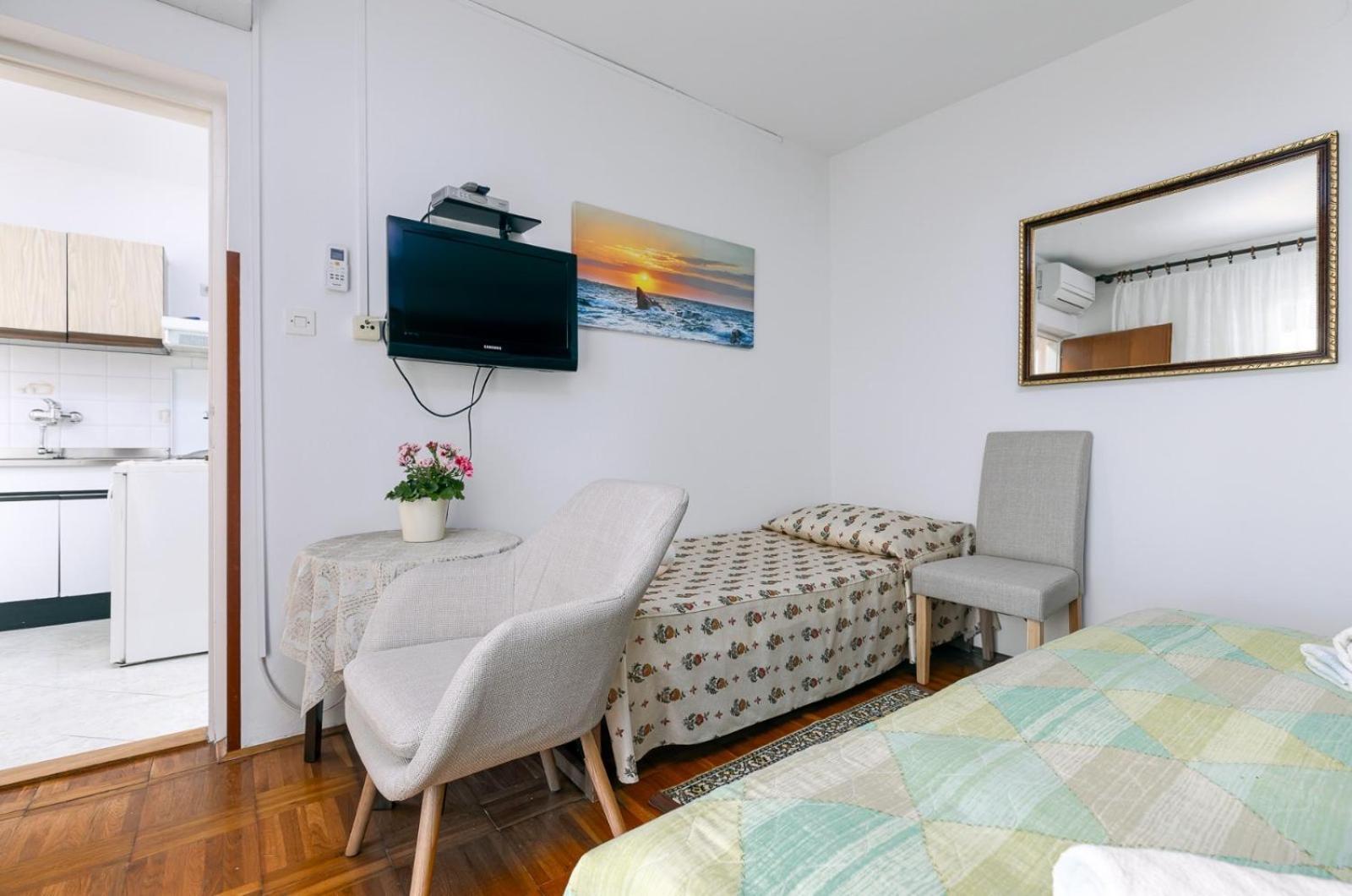 Ana Apartment Porec Exterior photo