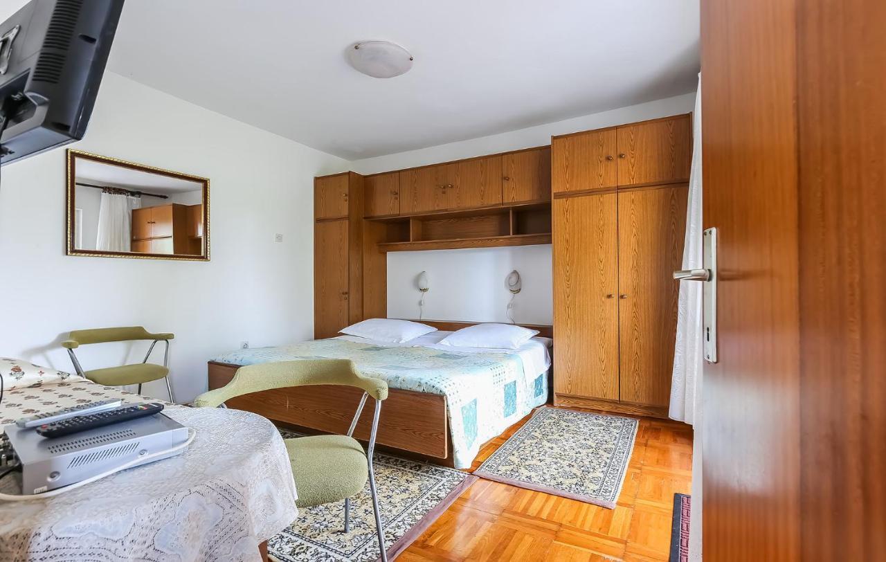 Ana Apartment Porec Exterior photo